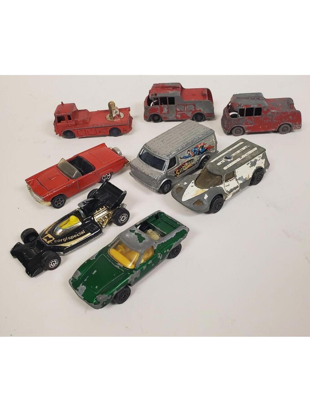 Vintage Lot of 8 Die Cast Toys Corgi Juniors Lesney Husky England